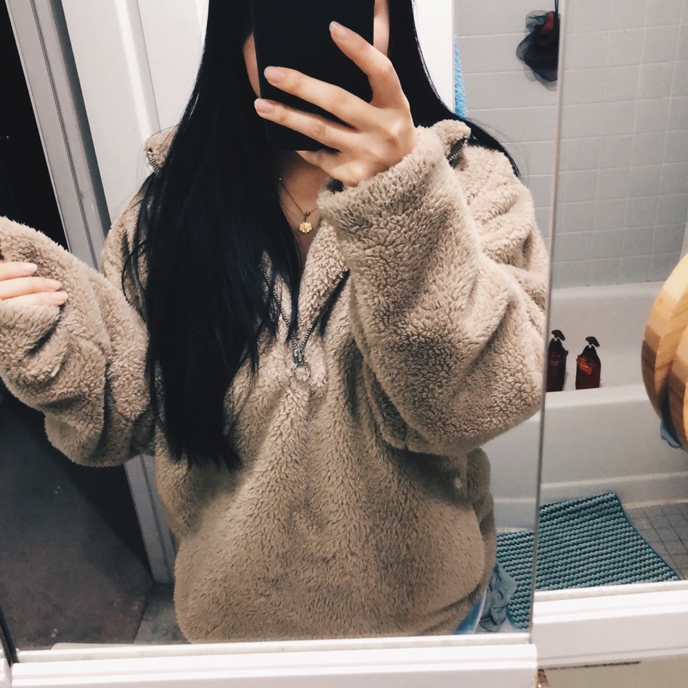 Soft Teddy Bear Quarterzip